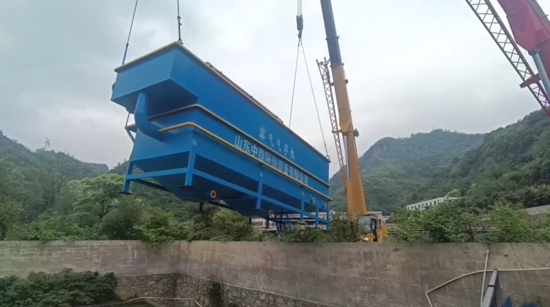 氣浮機，高效氣浮機，溶氣氣浮機，氣浮機安裝現(xiàn)場